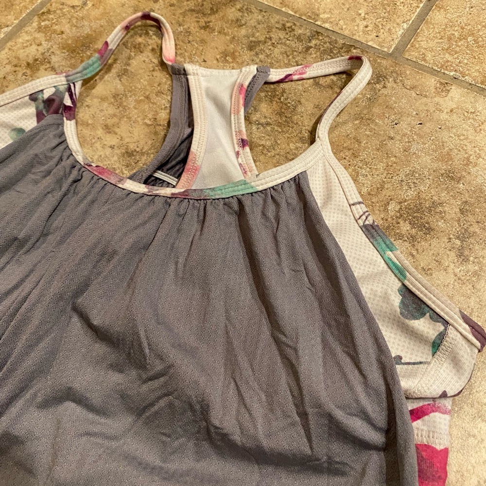 Lululemon size 6 womens gray floral tank top workout